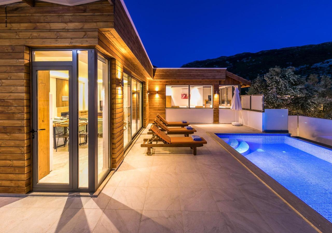 Villa 2 Sleeps 4 Isolated Honeymoon-Villa Sardunya Kaş Exteriör bild