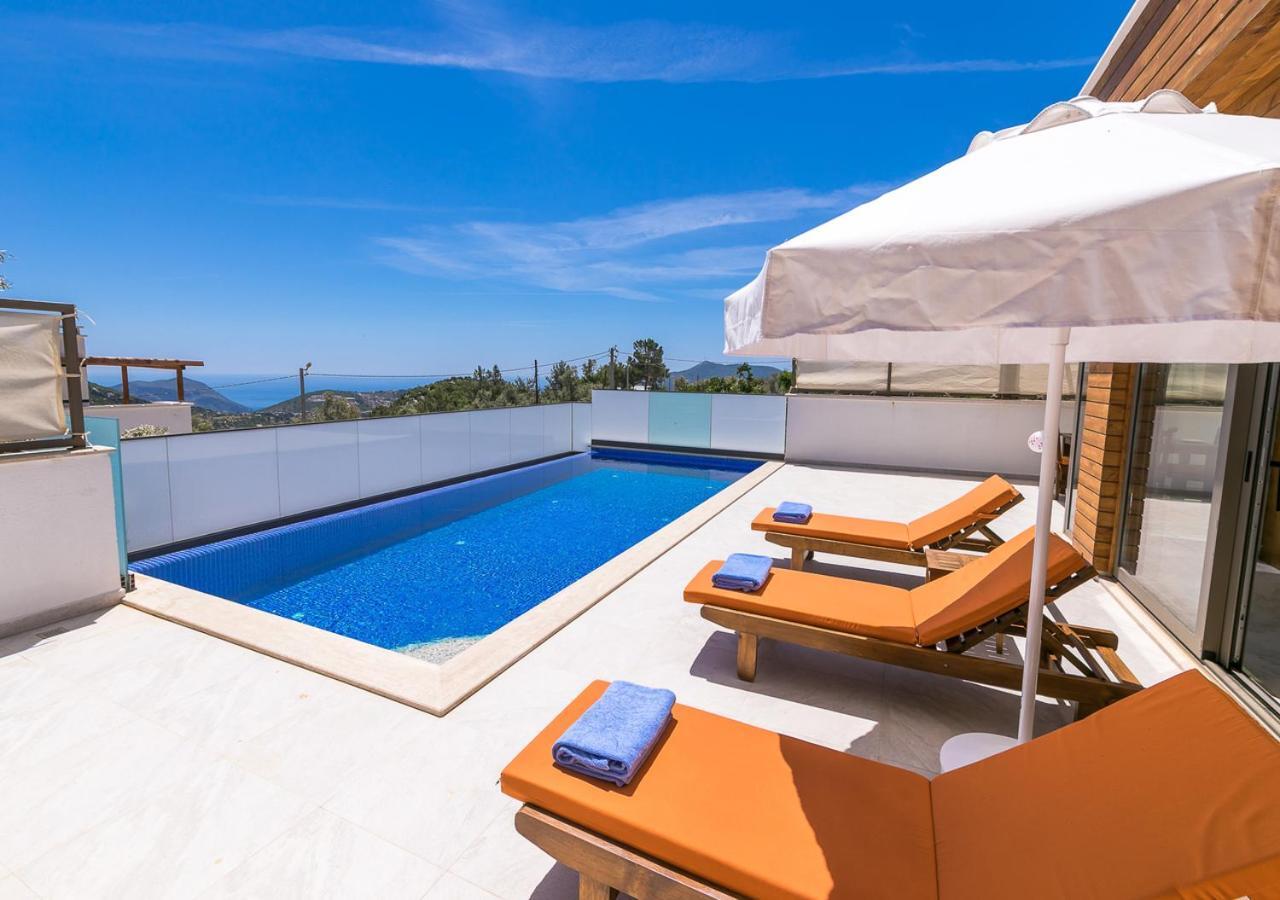 Villa 2 Sleeps 4 Isolated Honeymoon-Villa Sardunya Kaş Exteriör bild