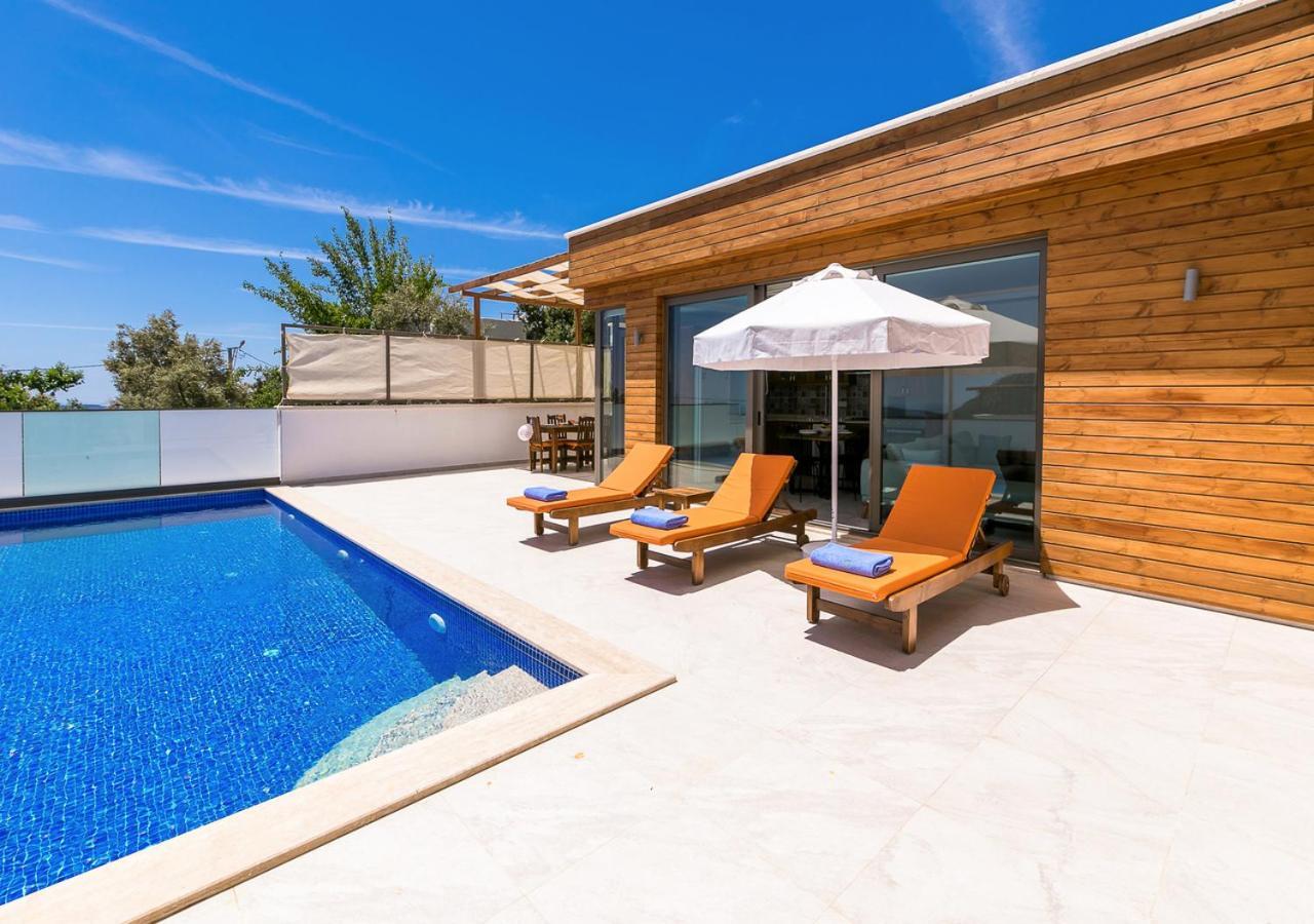 Villa 2 Sleeps 4 Isolated Honeymoon-Villa Sardunya Kaş Exteriör bild