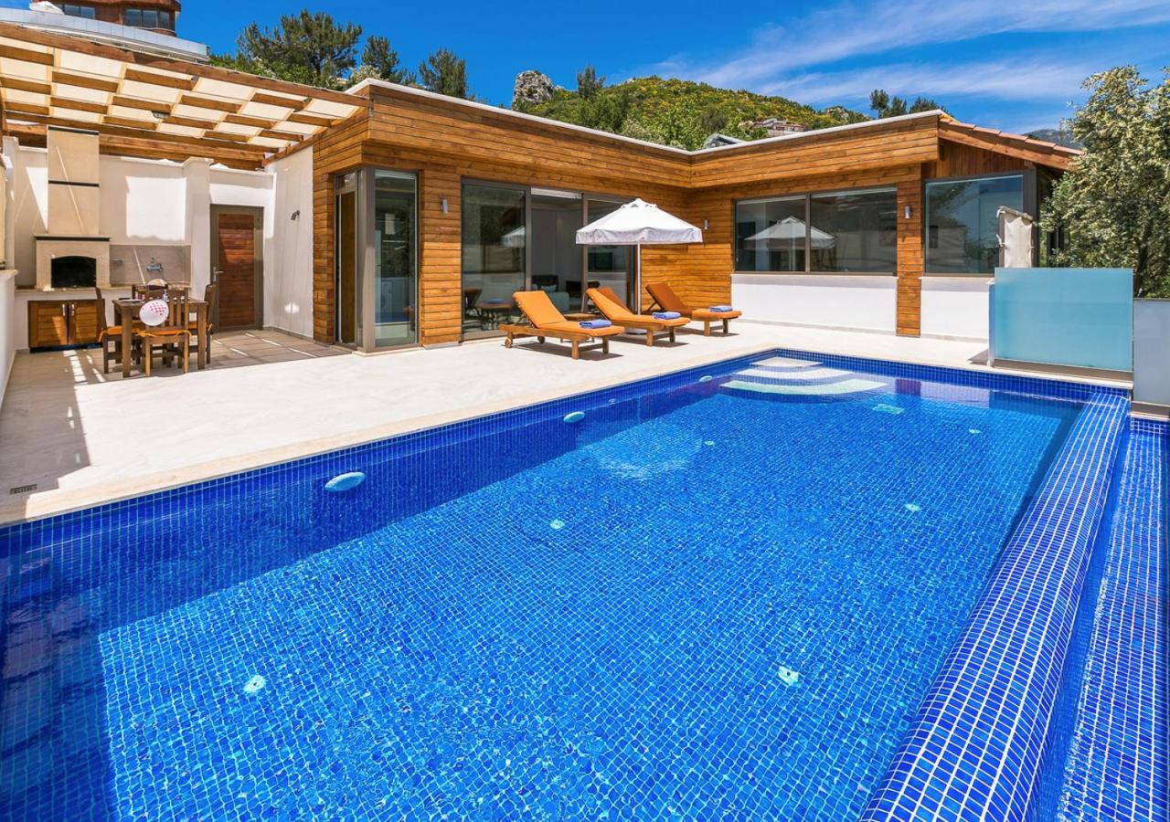 Villa 2 Sleeps 4 Isolated Honeymoon-Villa Sardunya Kaş Exteriör bild