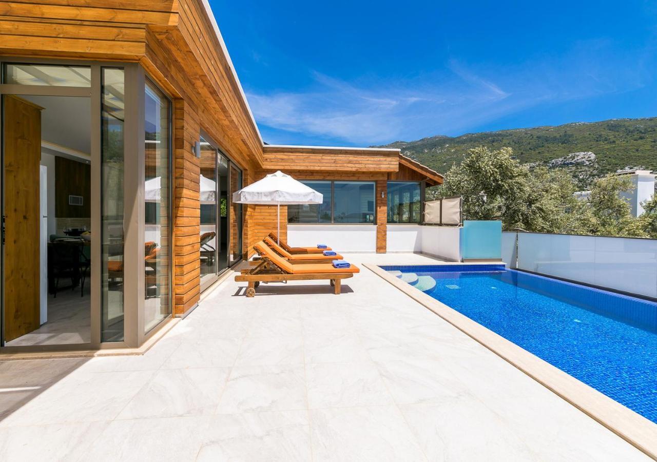Villa 2 Sleeps 4 Isolated Honeymoon-Villa Sardunya Kaş Exteriör bild